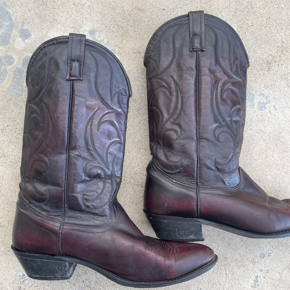 Laredo Other - Laredo Black Cherry Burgandy Cowboy Boot Mens Size 11 D Leather Fox Vamp 6859
